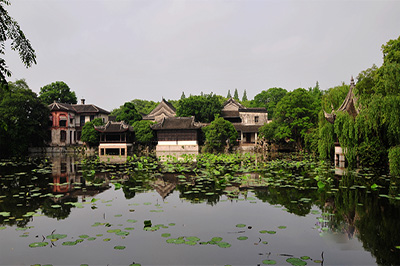 【華東】常州恐龍園 留園 上海外國(guó)語(yǔ)大學(xué) 南潯童樂(lè)會(huì) 烏鎮(zhèn)雙水鄉(xiāng)親子7日游_2